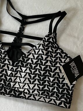 Victoria's Secret Black & White Geometric Strappy Sports Bra